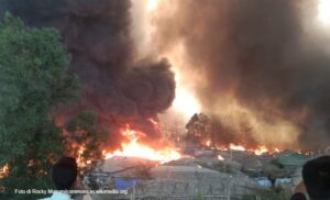 Scopri di più sull'articolo Bangladesh: l’ennesimo incendio nel campo profughi rohingya di Balukhali